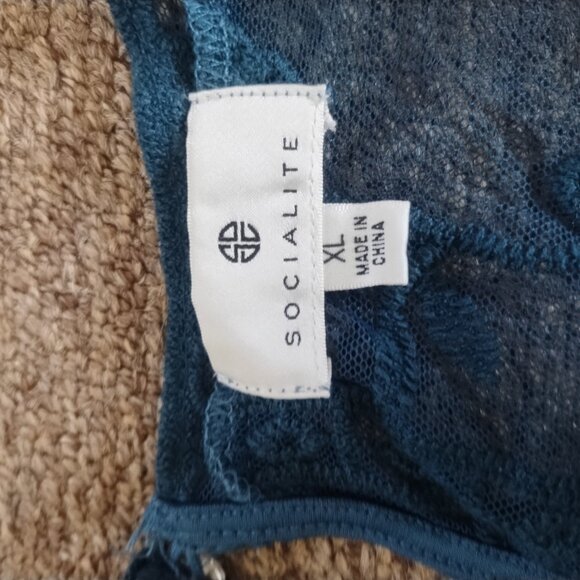 Socialite Maxi Romper size XL - Picture 3 of 6